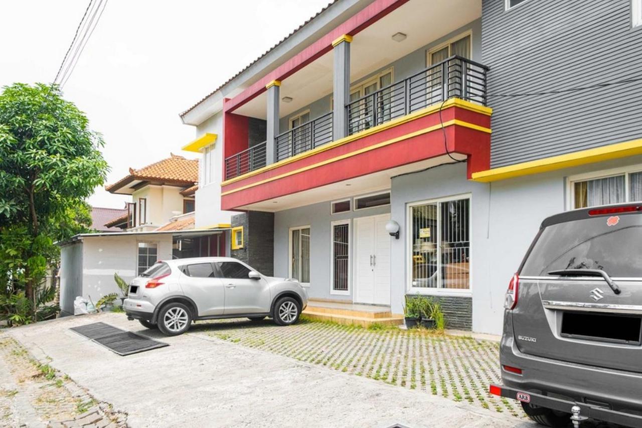 Reddoorz Near Siloam Karawaci 3 Otel Tangerang Dış mekan fotoğraf